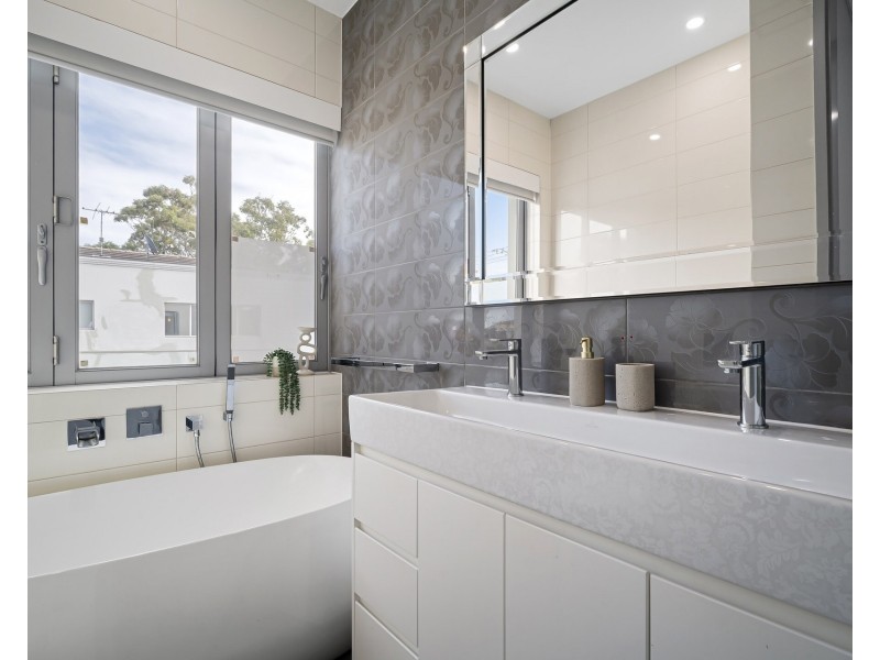 2 McRae Road, Sans Souci NSW 2219