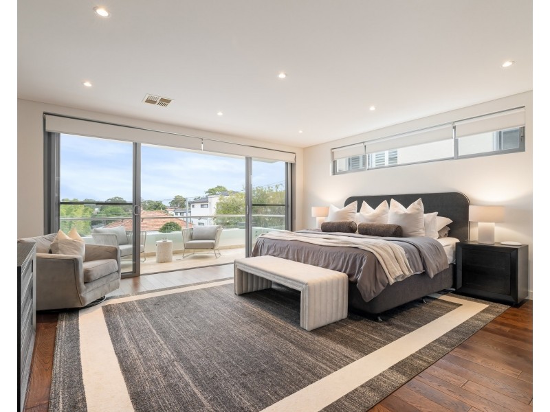 11 Lorna Avenue, Blakehurst NSW 2221