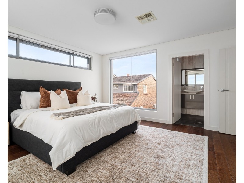 11 Lorna Avenue, Blakehurst NSW 2221
