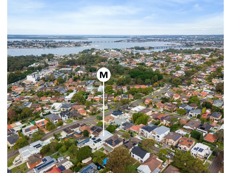 11 Lorna Avenue, Blakehurst NSW 2221