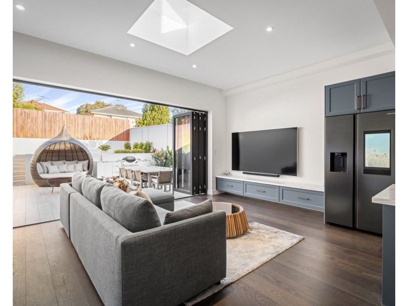 126b Holt Road, Taren Point NSW 2229