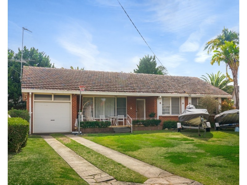 3 Barwon Place, Sylvania Waters NSW 2224