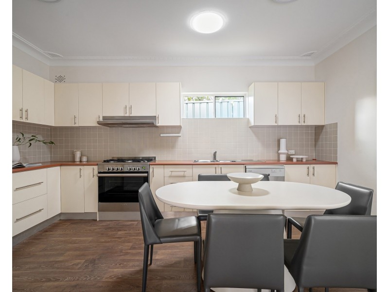 2 Palmer Crescent, Bexley NSW 2207