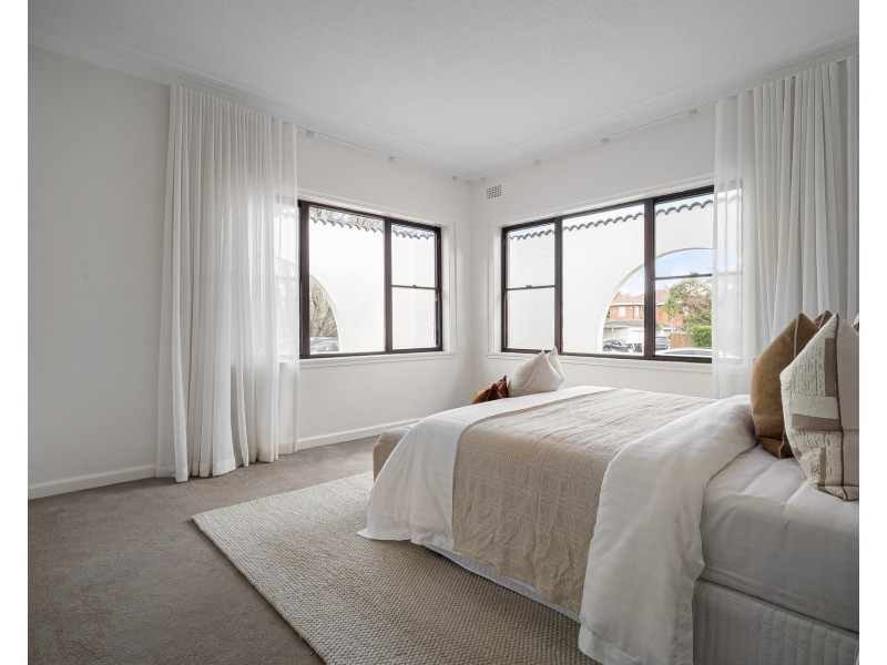 2 Palmer Crescent, Bexley NSW 2207