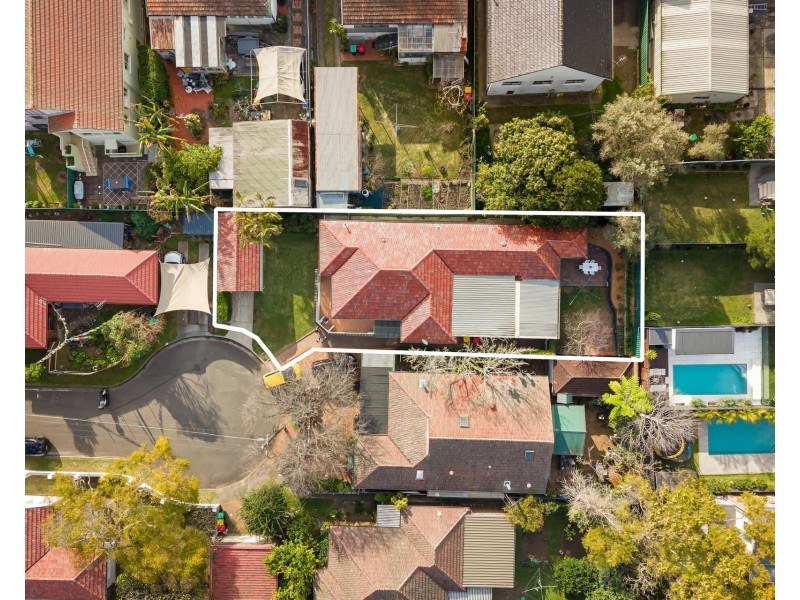 2 Palmer Crescent, Bexley NSW 2207