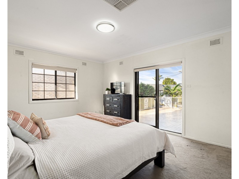 5 Oldham Crescent, Dolls Point NSW 2219