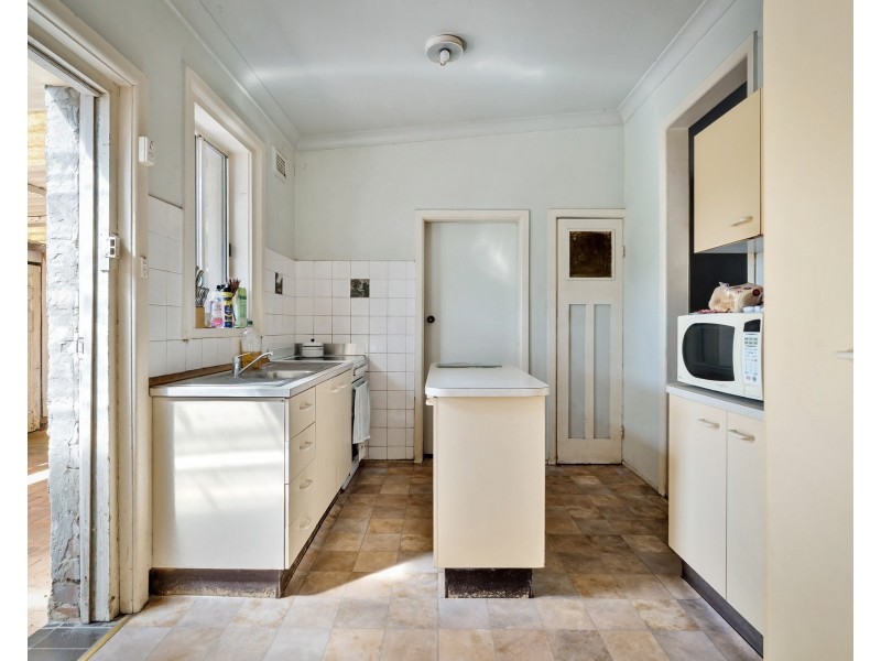 3 Bath Street, Monterey NSW 2217