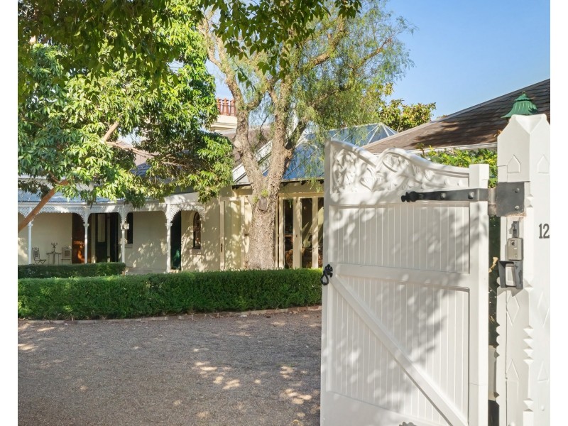 12 Dalkeith Street, Sans Souci NSW 2219