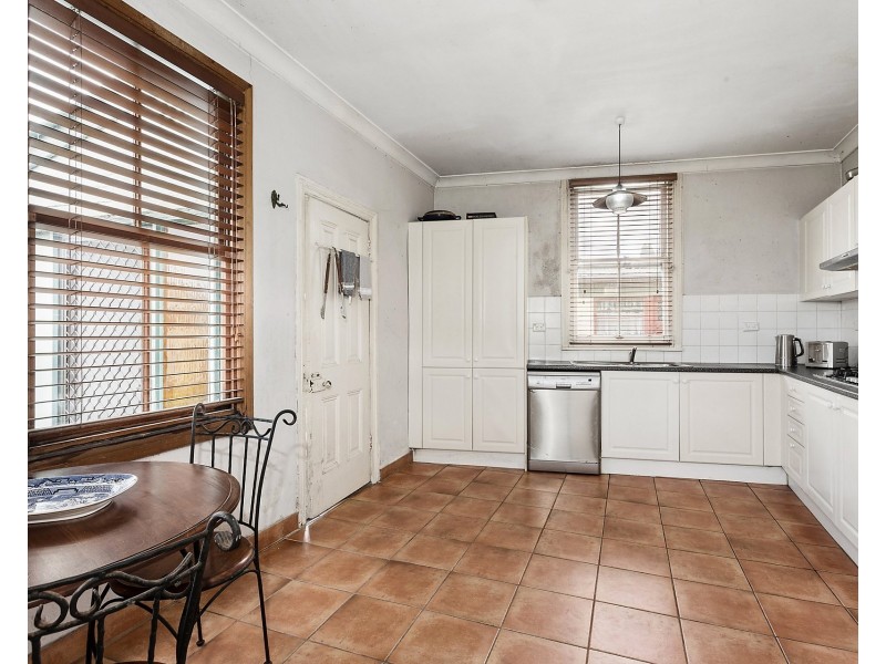 208 Forest Road, Arncliffe NSW 2205