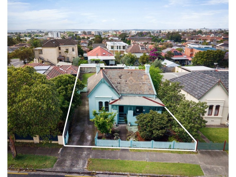 208 Forest Road, Arncliffe NSW 2205