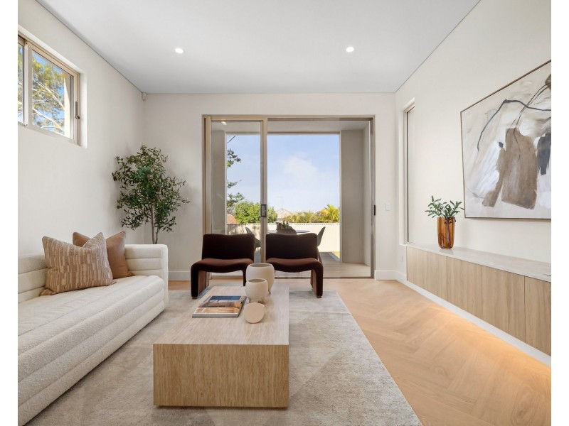 12a MacFarlane Parade, Sylvania NSW 2224