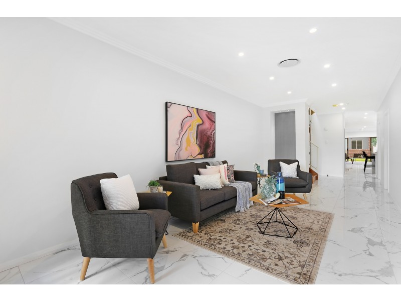 4 Robyn Street, Revesby NSW 2212