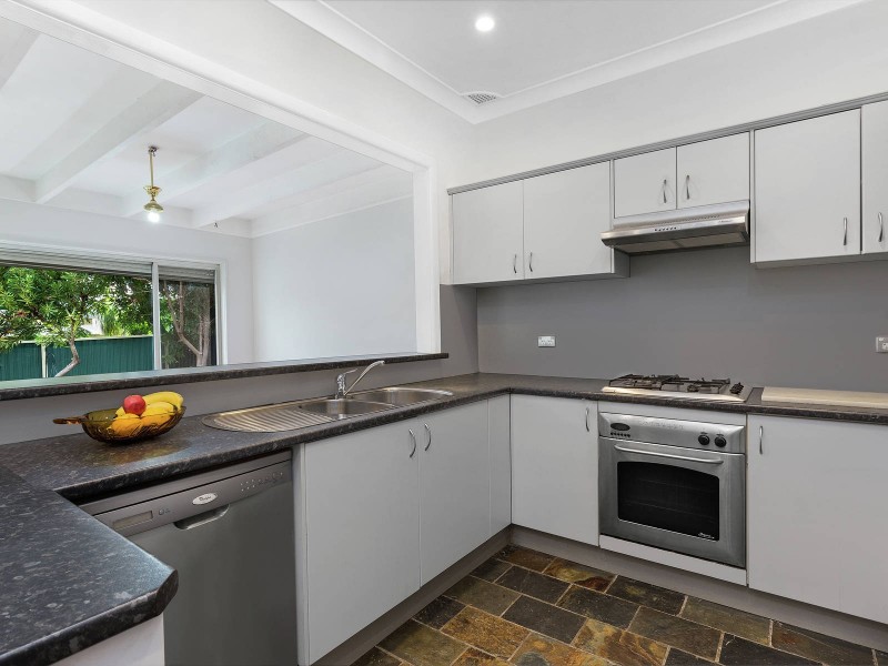 19 Daisy Street, Roselands NSW 2196