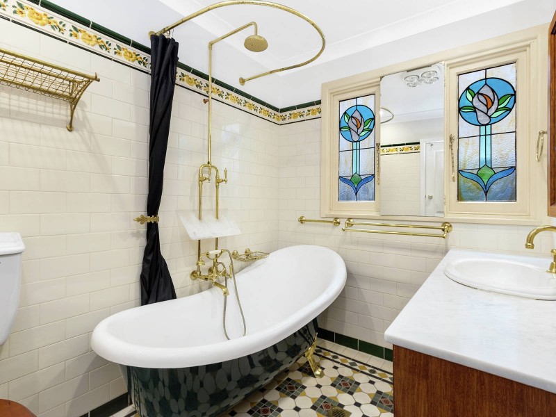 19 Daisy Street, Roselands NSW 2196