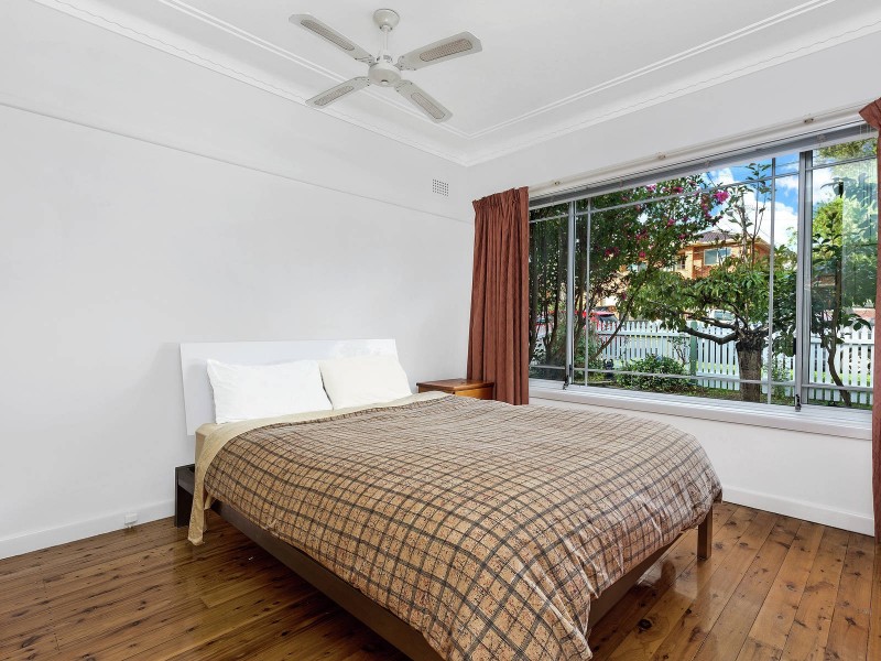 19 Daisy Street, Roselands NSW 2196