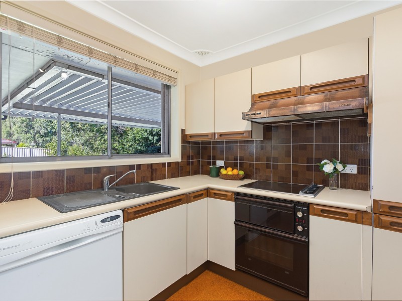 35 Kathleen Parade, Picnic Point NSW 2213