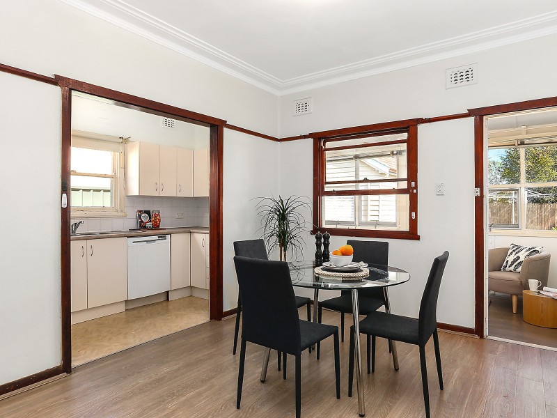 12 Rivenoak Avenue, Padstow NSW 2211