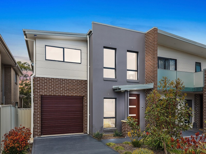45 Parkview Avenue, Picnic Point NSW 2213