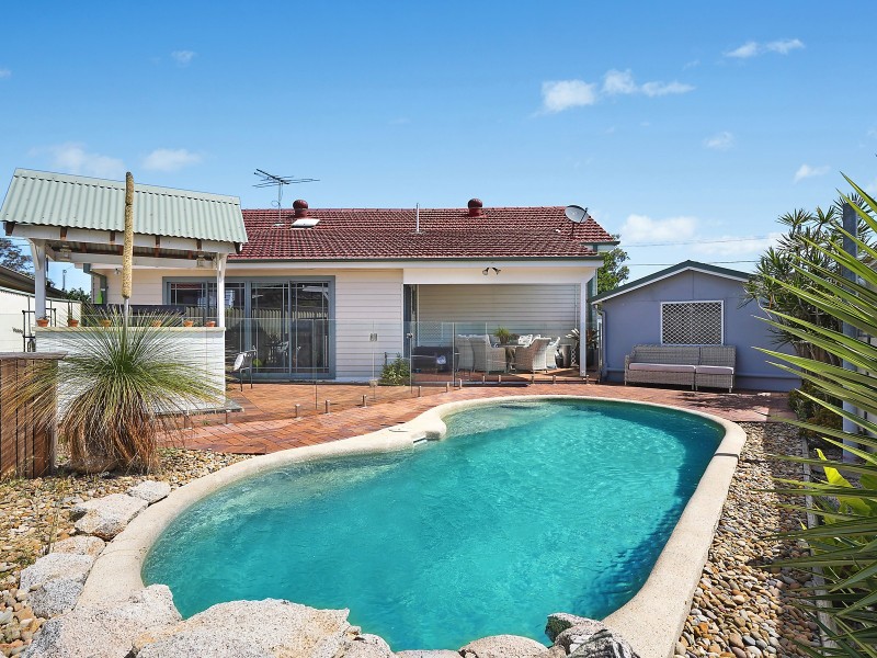 64 Alamein Road, Revesby Heights NSW 2212