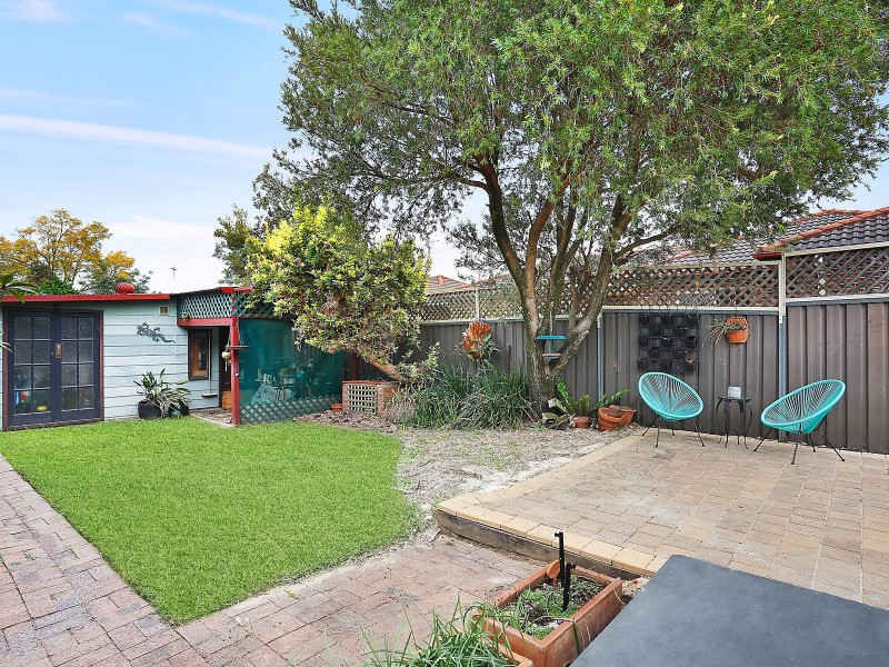 2 Denny Road, Picnic Point NSW 2213