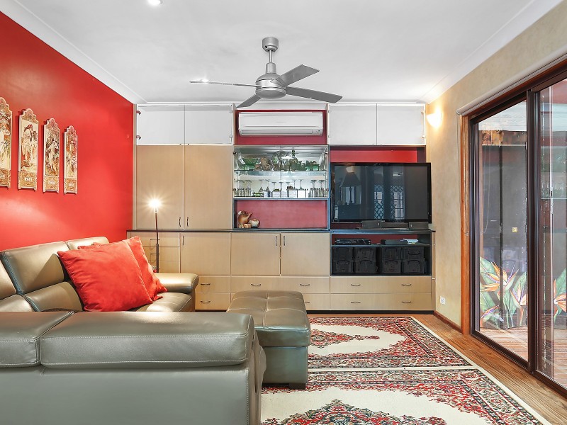 2 Denny Road, Picnic Point NSW 2213