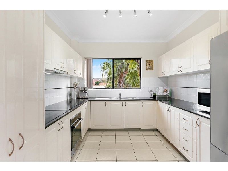 13/6-8 Melvin Street, Beverly Hills NSW 2209