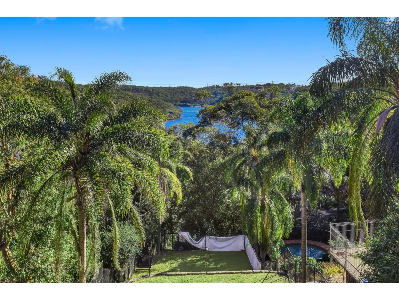 18 Moons Avenue, Lugarno NSW 2210