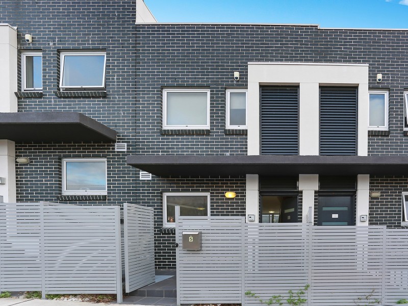 5/37 Forest Road, Hurstville NSW 2220