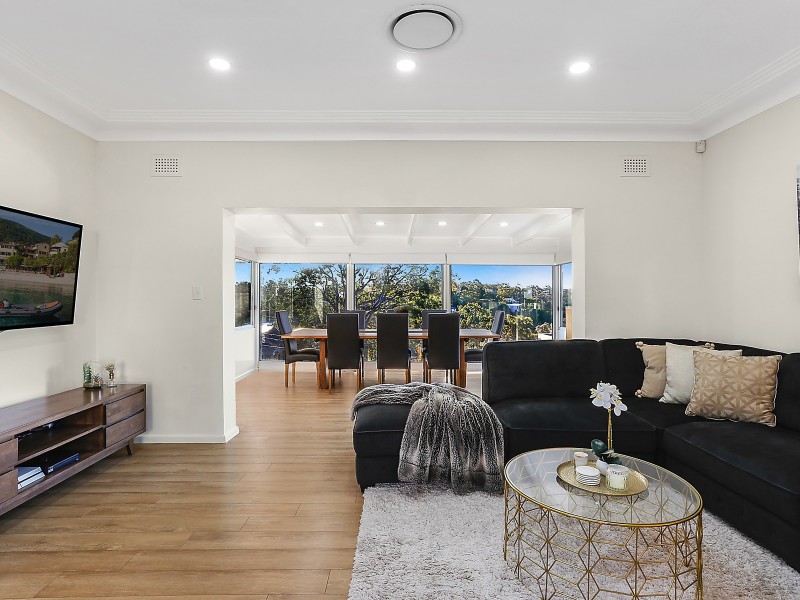 26 Boorara Avenue, Oatley NSW 2223