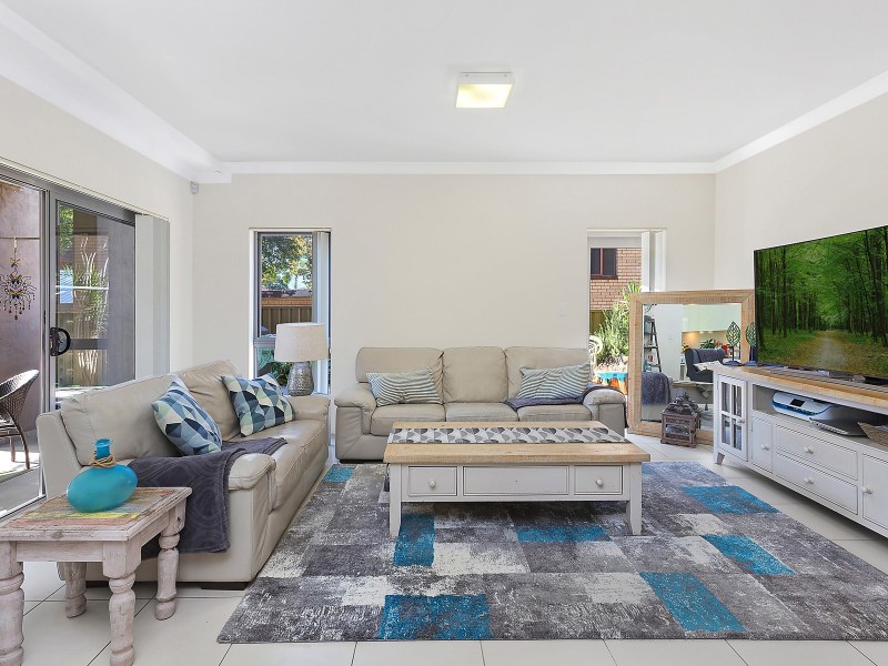 2/7 Kairawa Street, South Hurstville NSW 2221