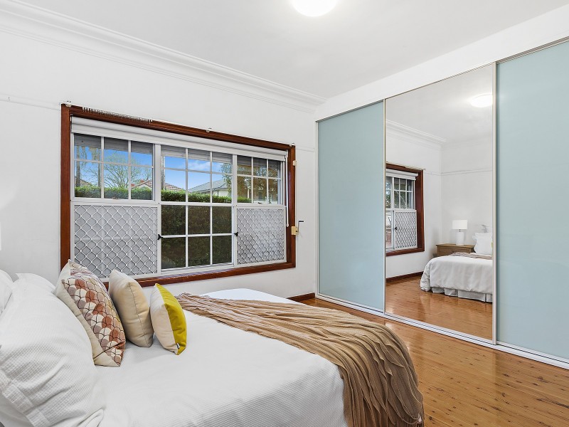 7 Paris Street, Carlton NSW 2218