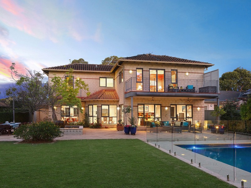 12 Waratah Street, Oatley NSW 2223