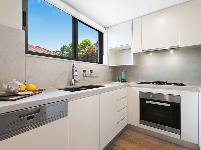 1/240 Kingsway, Caringbah NSW 2229