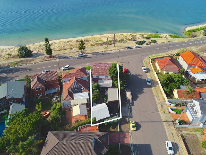 39 Riverside Drive, Sandringham NSW 2219