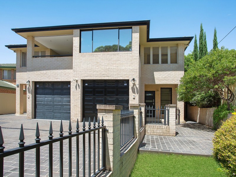 31 Basil Road, Bexley NSW 2207