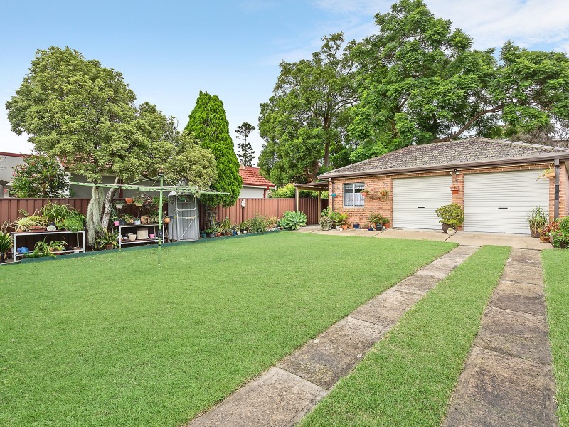 31 Arthur Street, Carlton NSW 2218