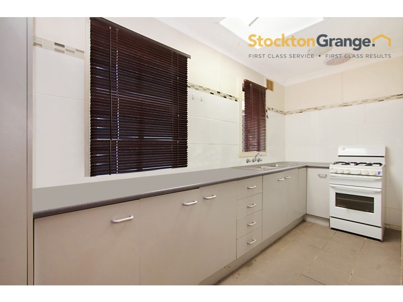 10 Finisterre Avenue, Whalan NSW 2770