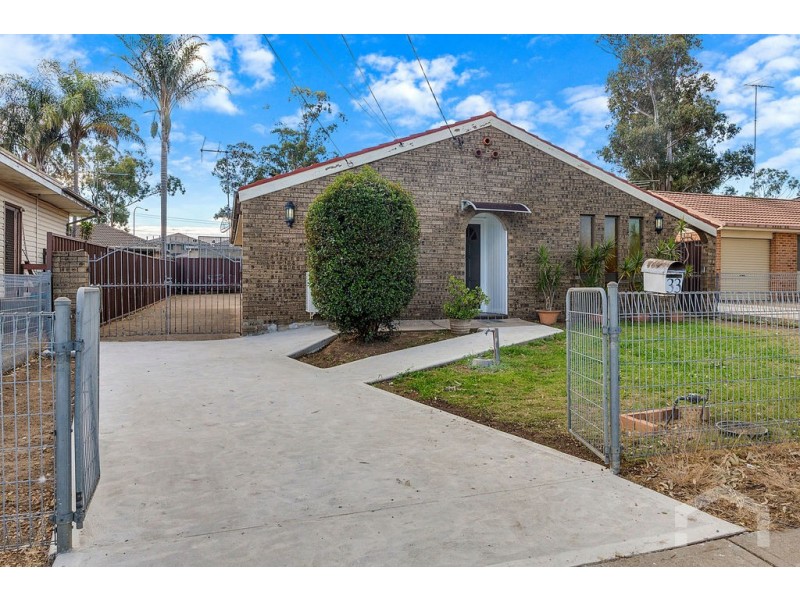 33 DUDLEY STREET, Mount Druitt NSW 2770
