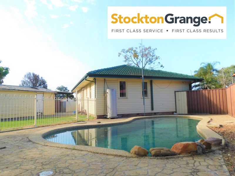 7 Palau Crescent, Lethbridge Park NSW 2770