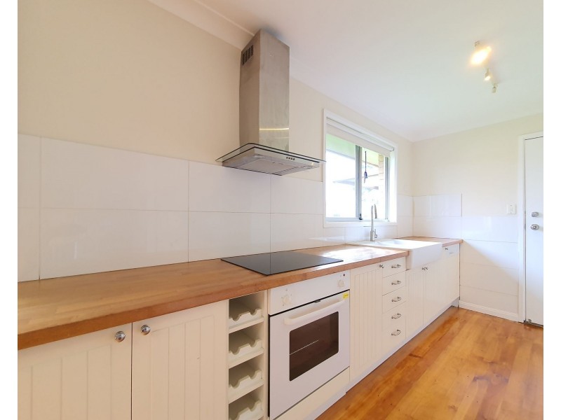 19 Grevillea Drive, St Clair NSW 2759