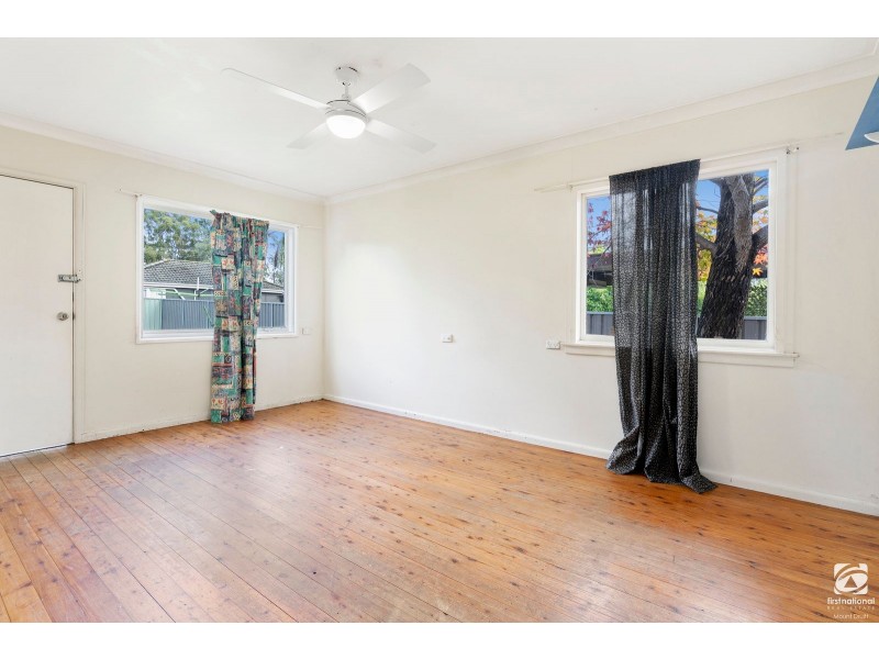 48 Mariana Crescent, Lethbridge Park NSW 2770