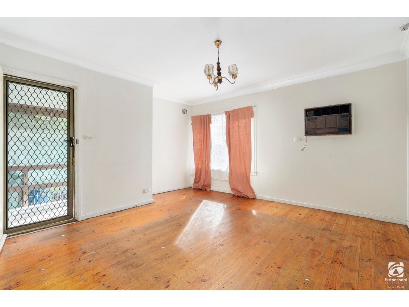 48 Mariana Crescent, Lethbridge Park NSW 2770