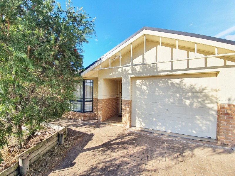 42a Francis Street, Cambridge Park NSW 2747