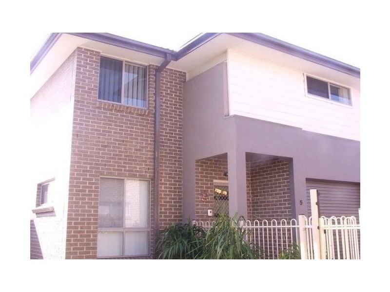 5/16 Norfolk Street, Blacktown NSW 2148