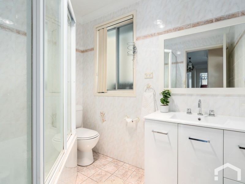 20 Tichborne Dr, Quakers Hill NSW 2763