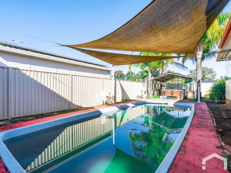 20 Tichborne Dr, Quakers Hill NSW 2763