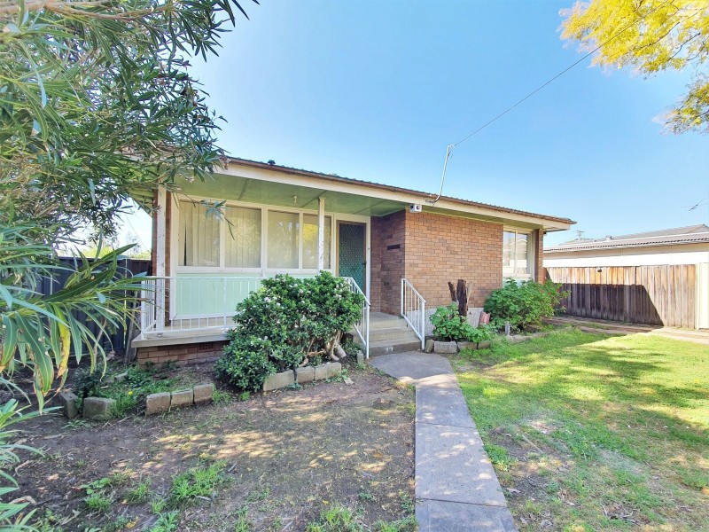 4 Horne Place, Blackett NSW 2770