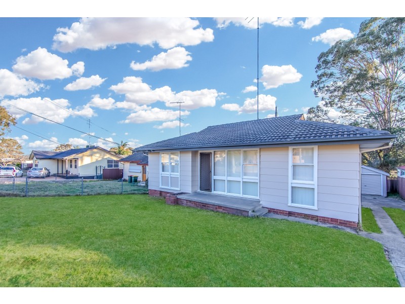 18 Ellsworth Drive, Tregear NSW 2770