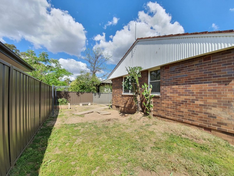 14 Torres Crescent, Whalan NSW 2770