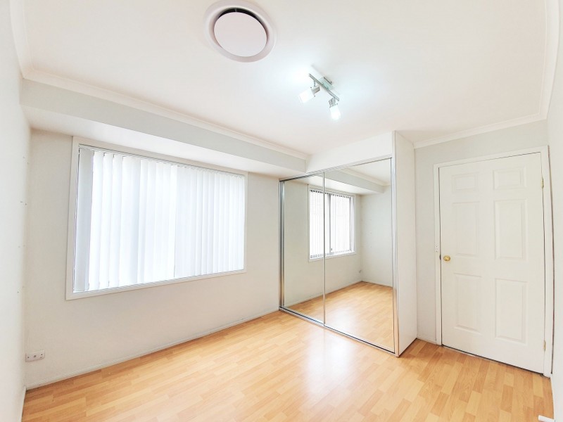 103 Explorers Way, St Clair NSW 2759
